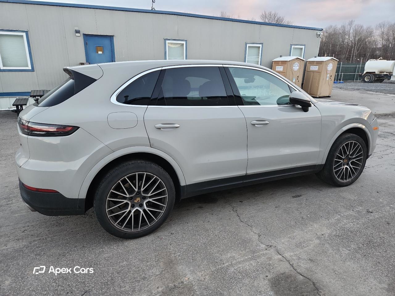 Porsche Cayenne 2021