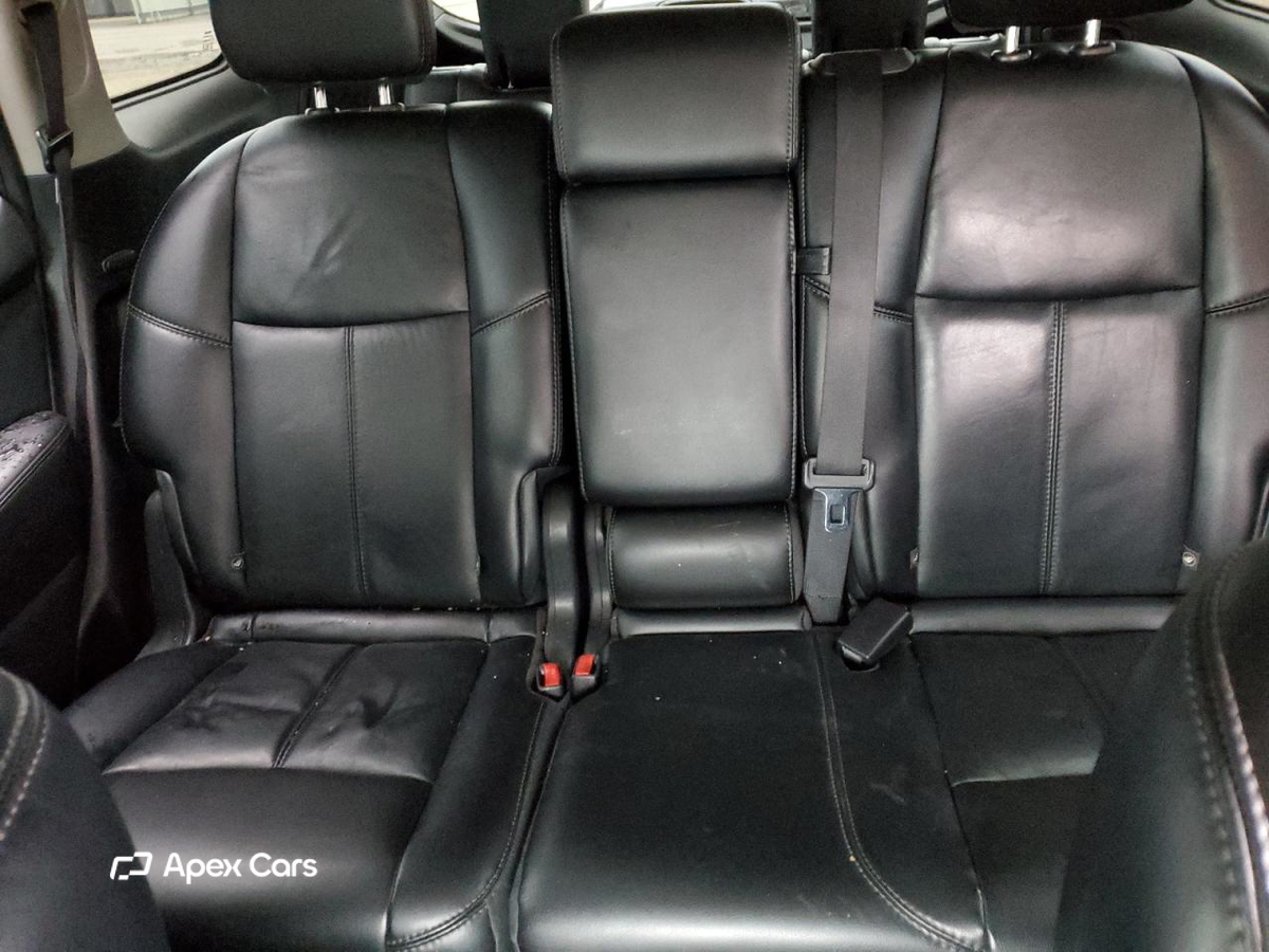Nissan Pathfinder 2015