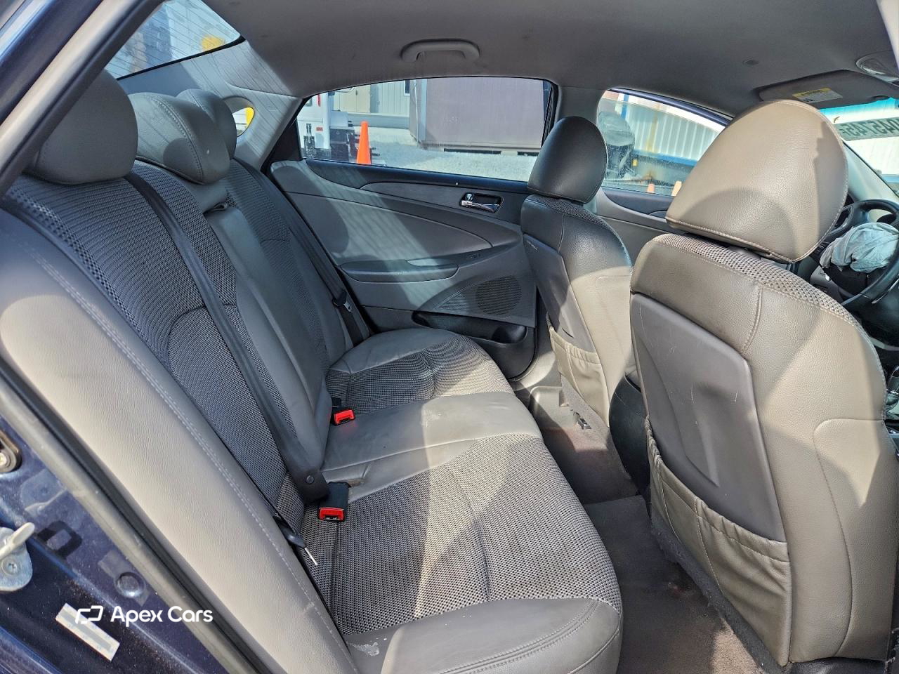 Hyundai Sonata 2011