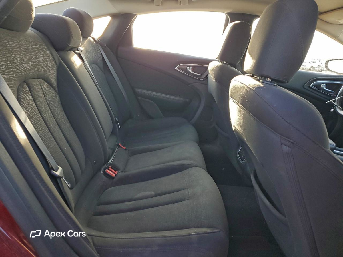 Chrysler 200 2016