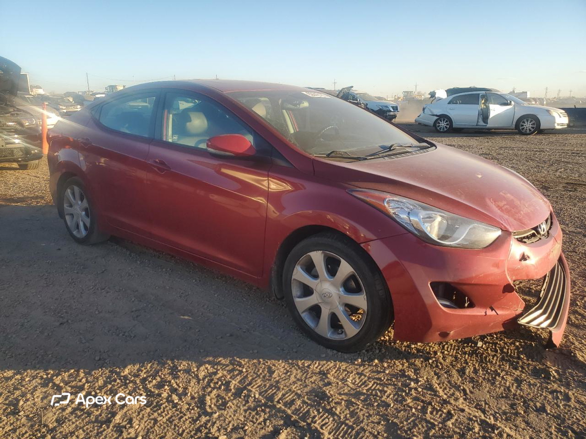 Hyundai Elantra 2012