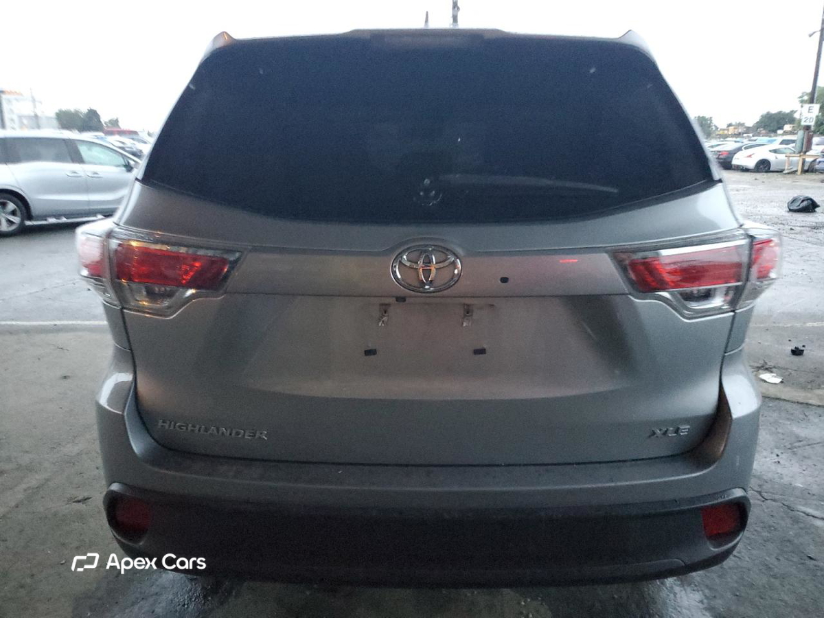 Toyota Highlander 2015