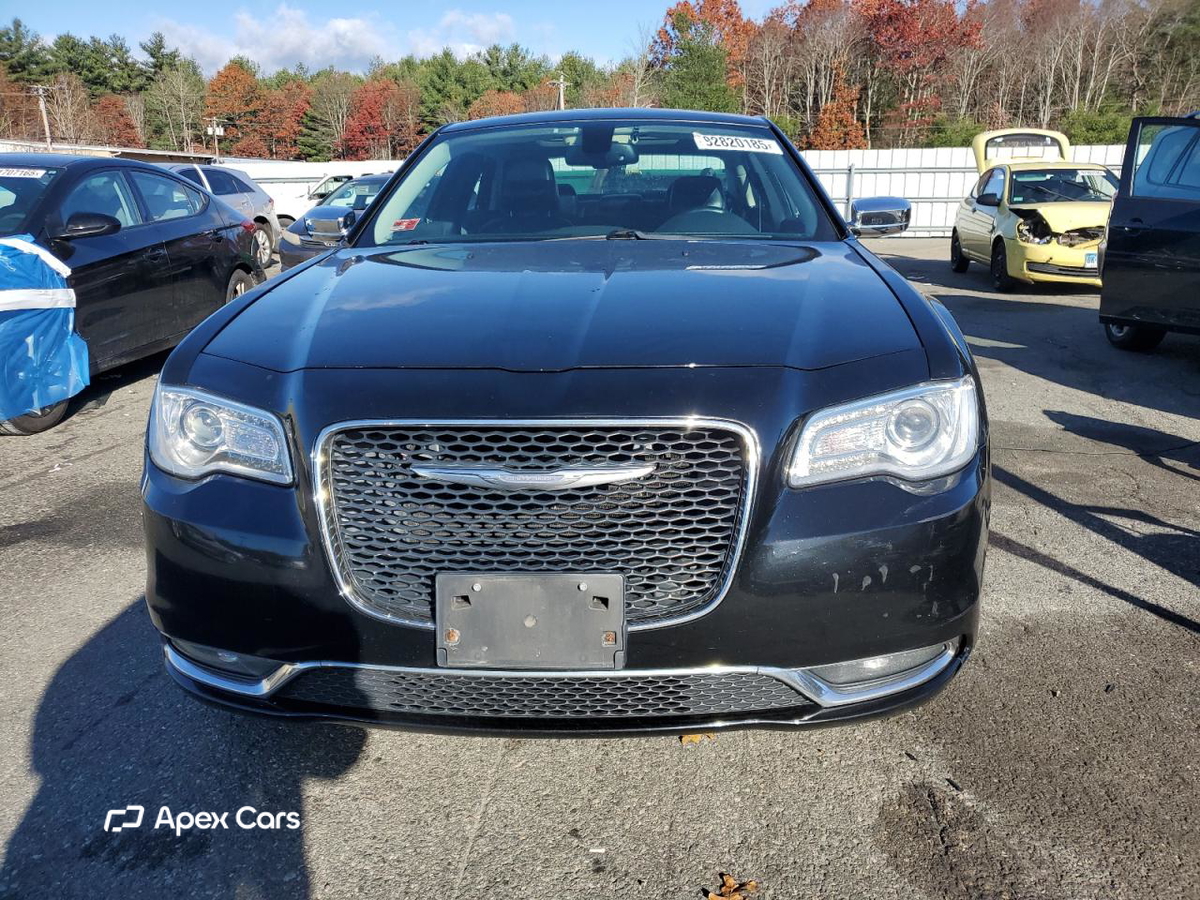 Chrysler 300 2016