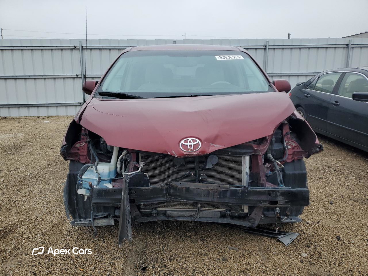 Toyota Sienna 2014