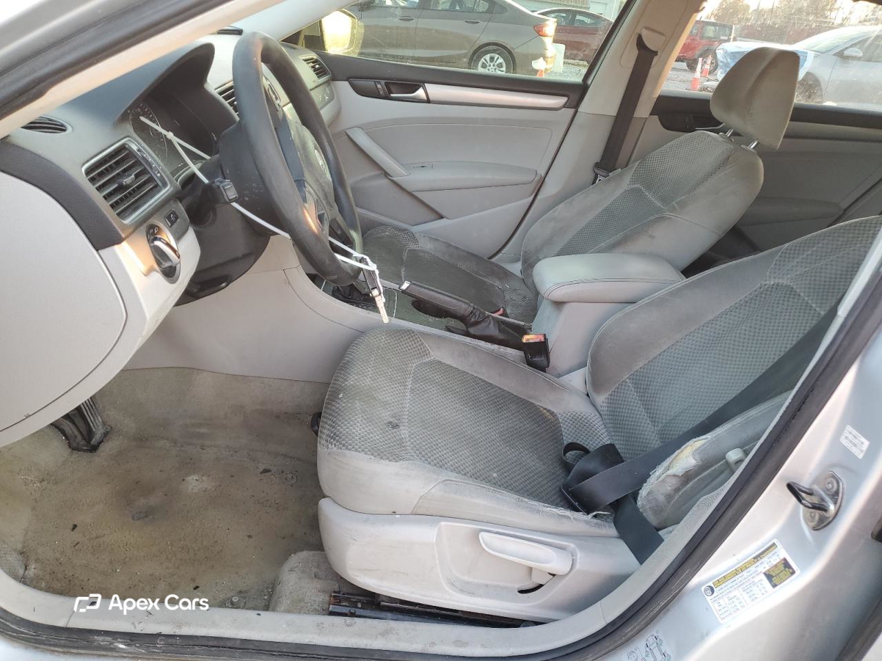 Volkswagen Passat 2013