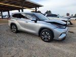 Toyota Highlander 2021