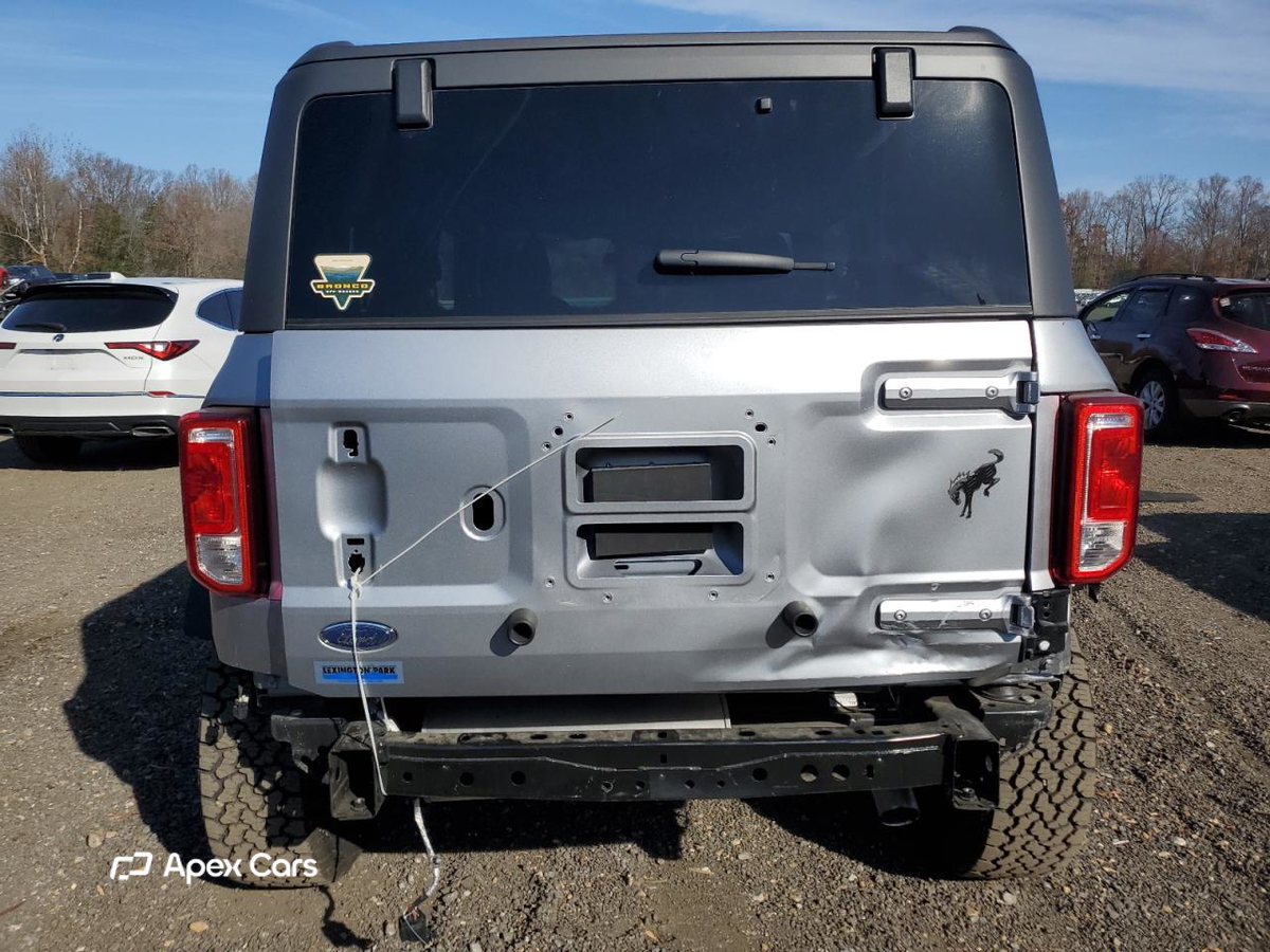 Ford Bronco 2024