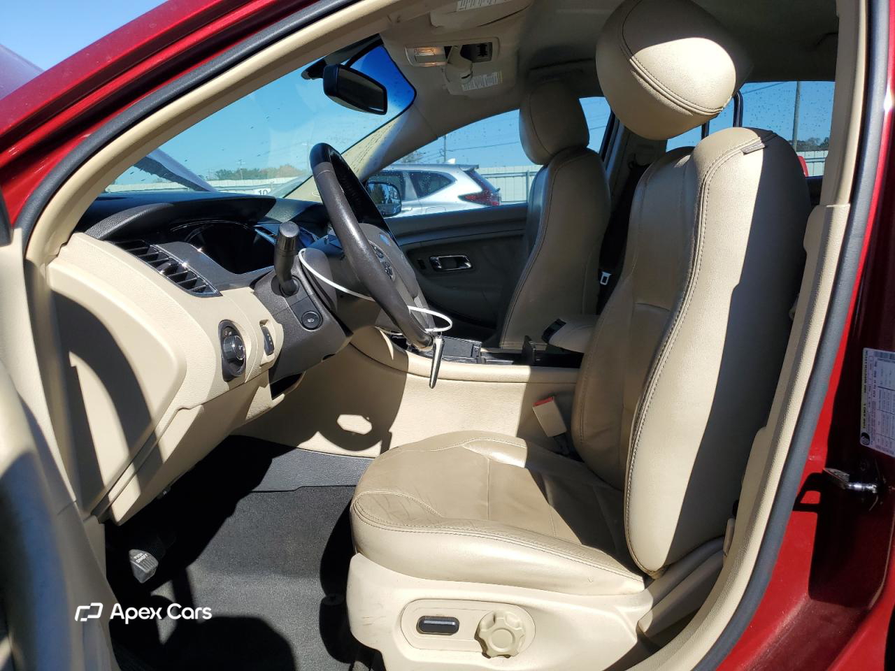 Ford Taurus 2016