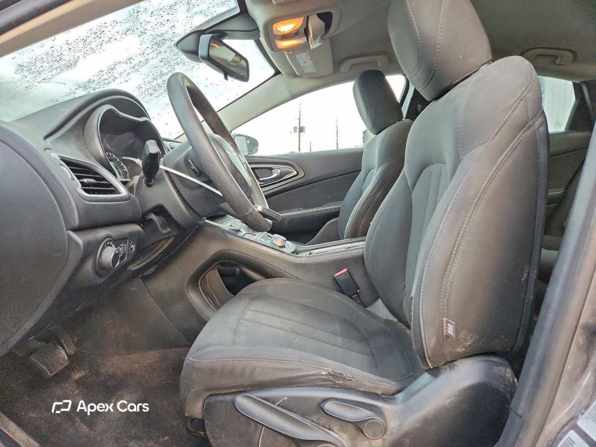 Chrysler 200 2016
