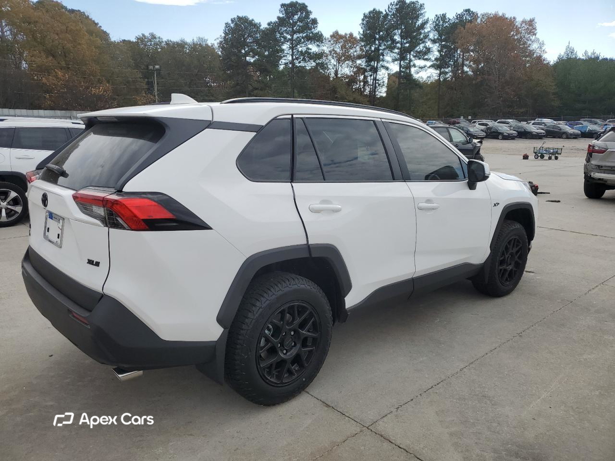 Toyota RAV 4 2025