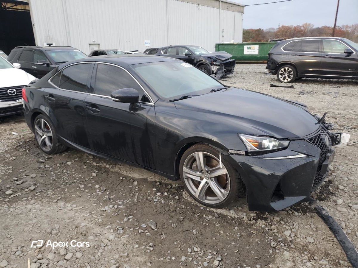 Lexus IS 2017