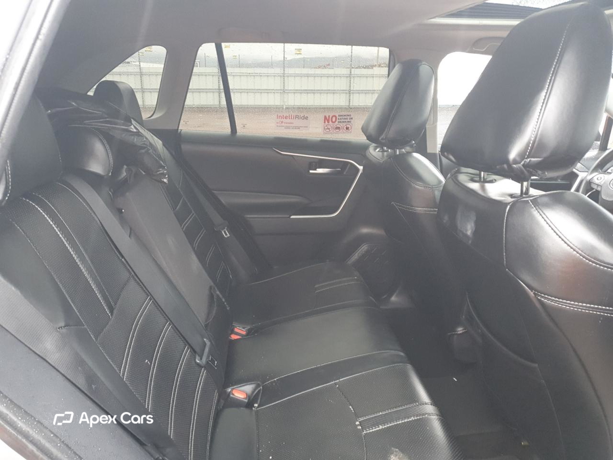 Toyota RAV 4 2021