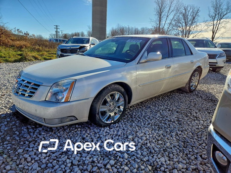 Cadillac DTS 2011 - Image 1 of 12