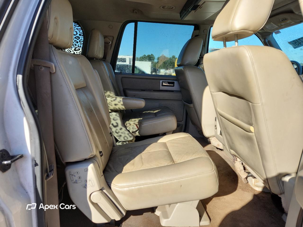 Ford Expedition 2010