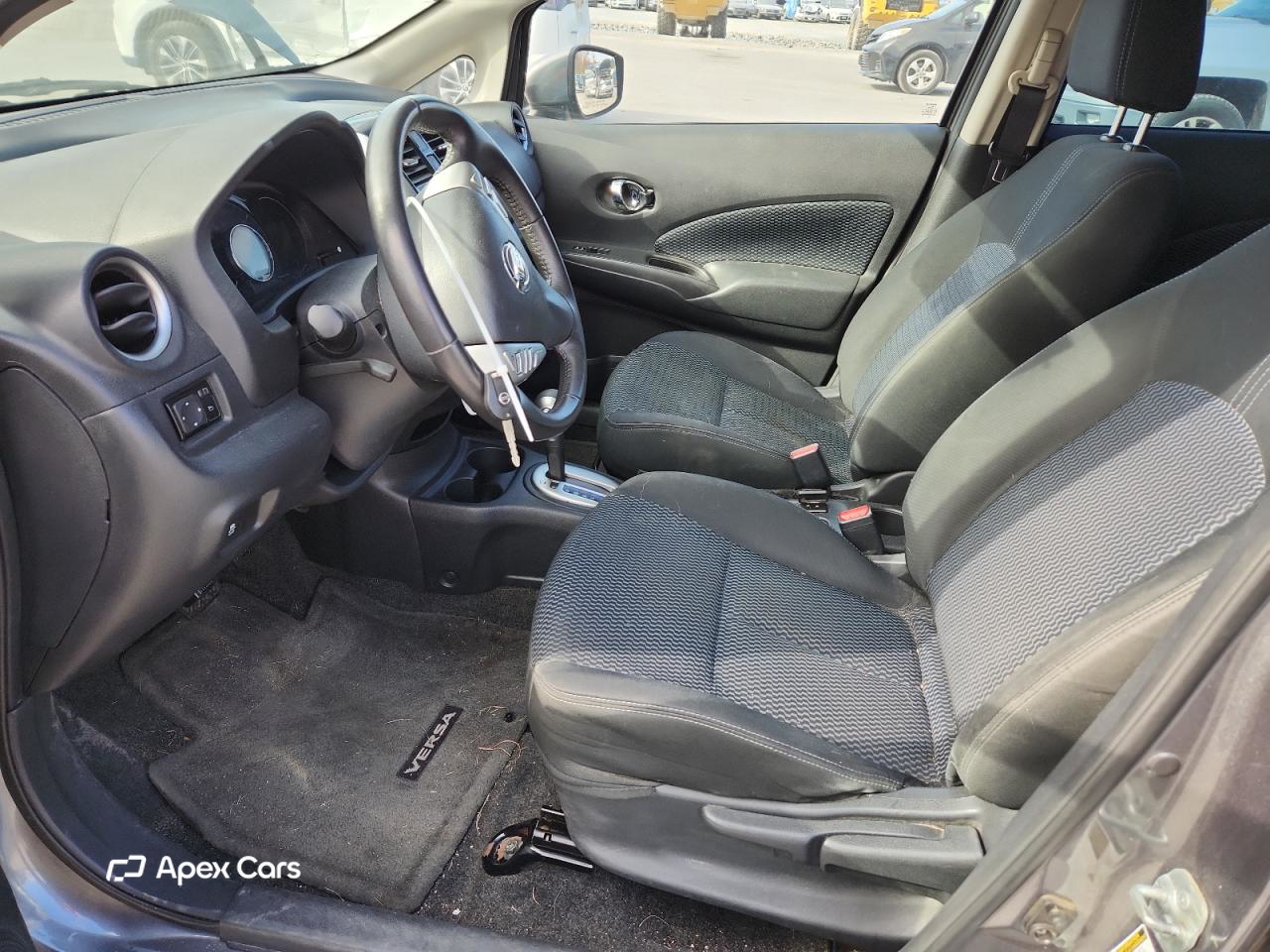 Nissan Versa 2016
