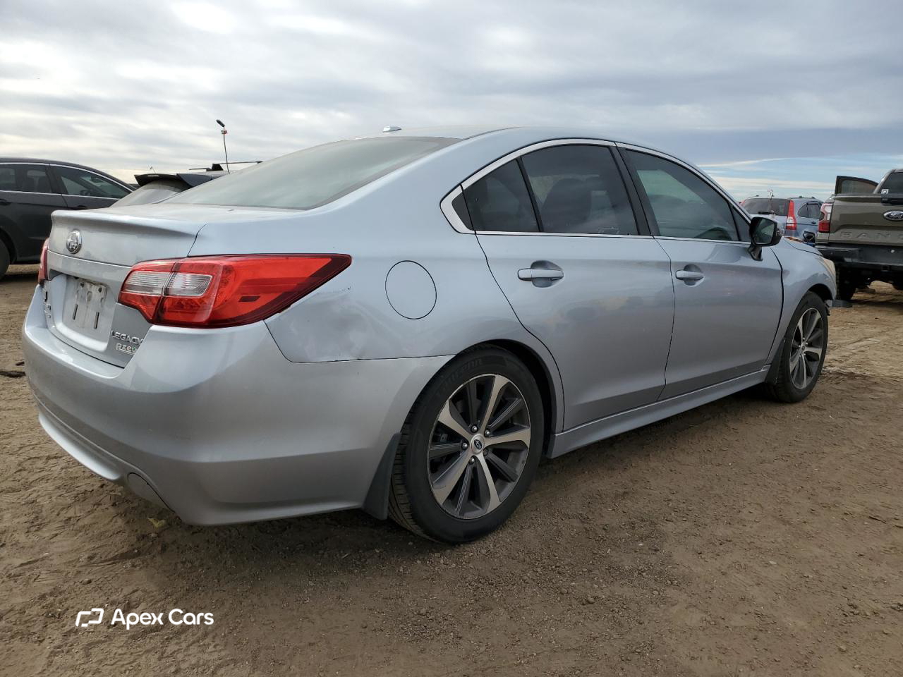 Subaru Legacy 2015
