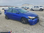 Toyota Camry 2015