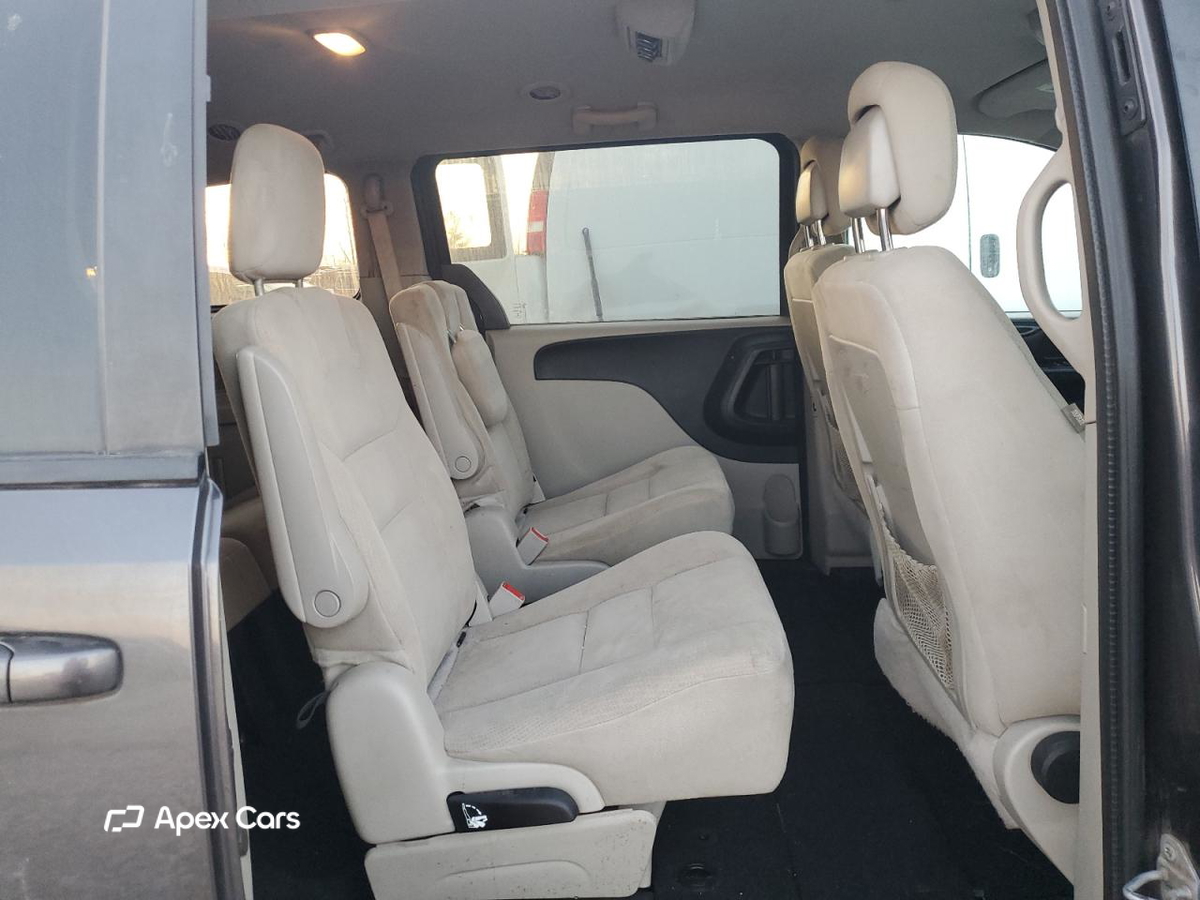 Dodge Caravan 2015