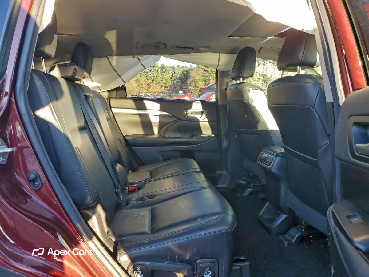 Toyota Highlander 2018