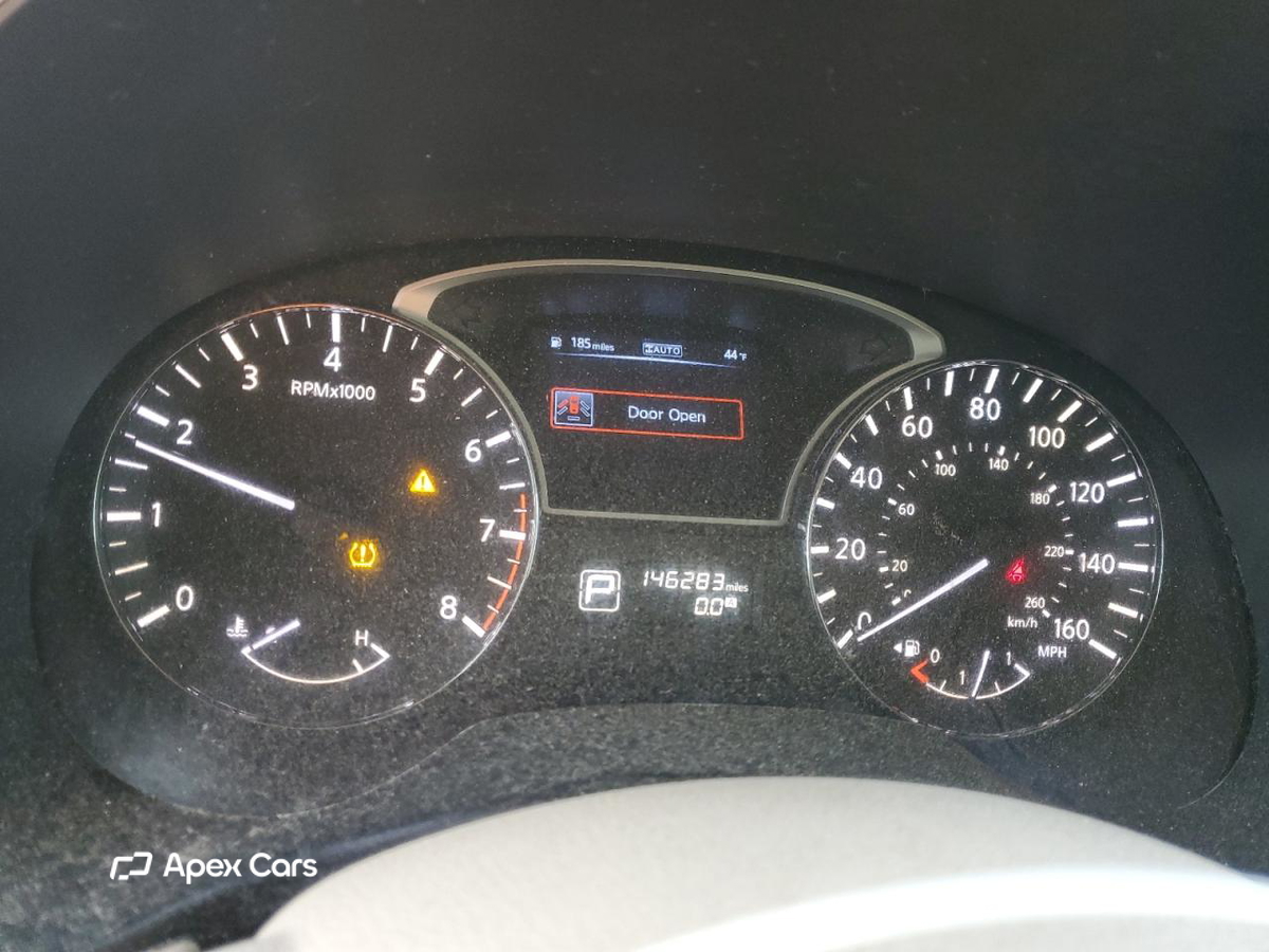 Nissan Pathfinder 2014