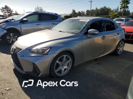 Lexus IS 2017 - Image 1 of 12