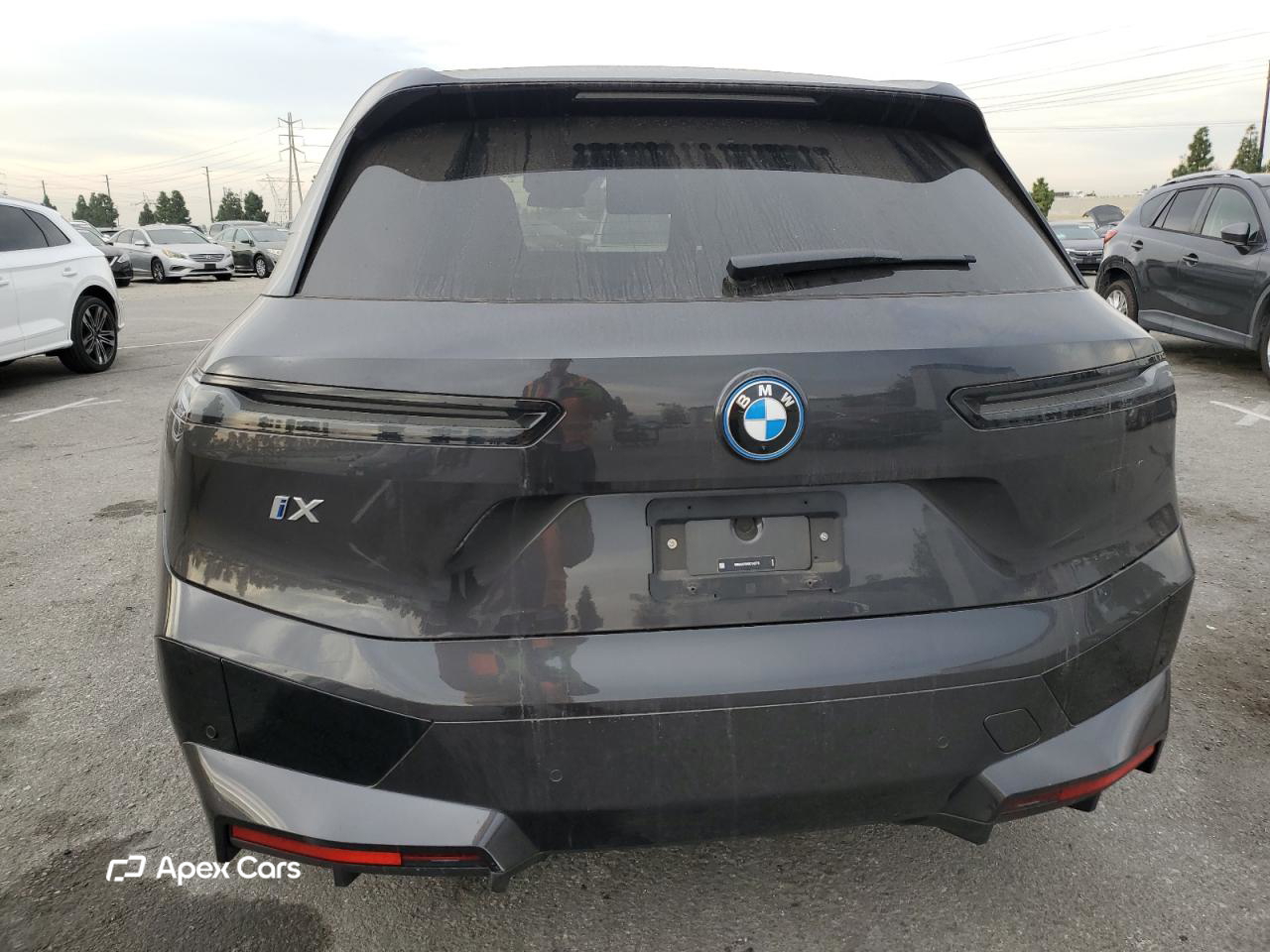 BMW iX 2025