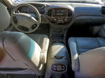 Toyota Sequoia 2004