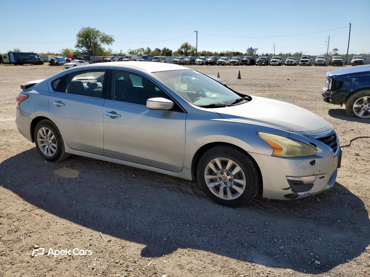 Nissan Altima 2015
