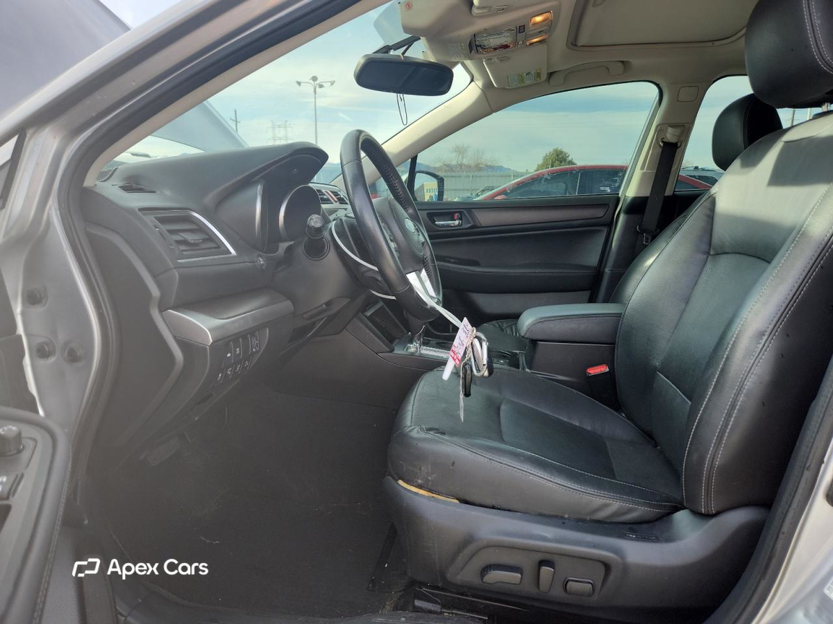 Subaru Legacy 2016