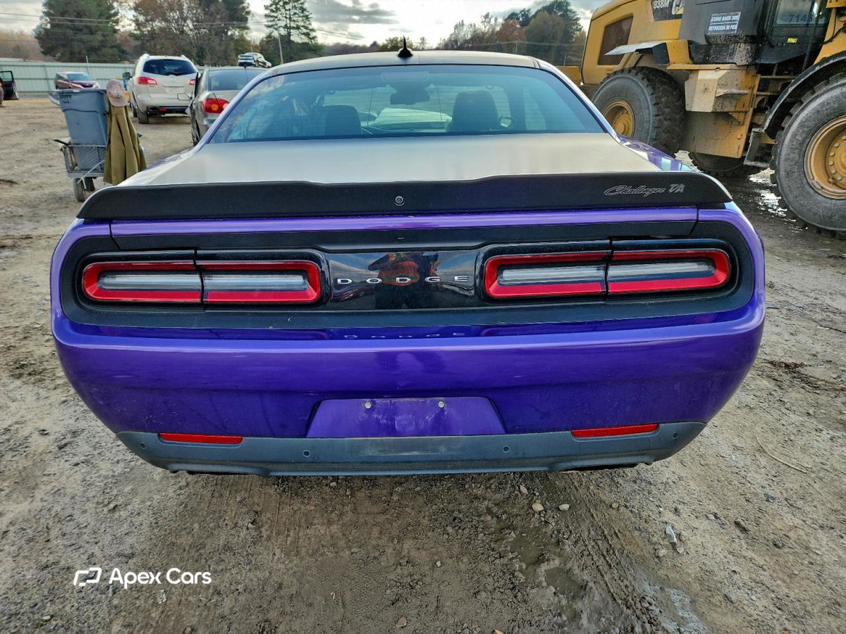 Dodge Challenger 2019