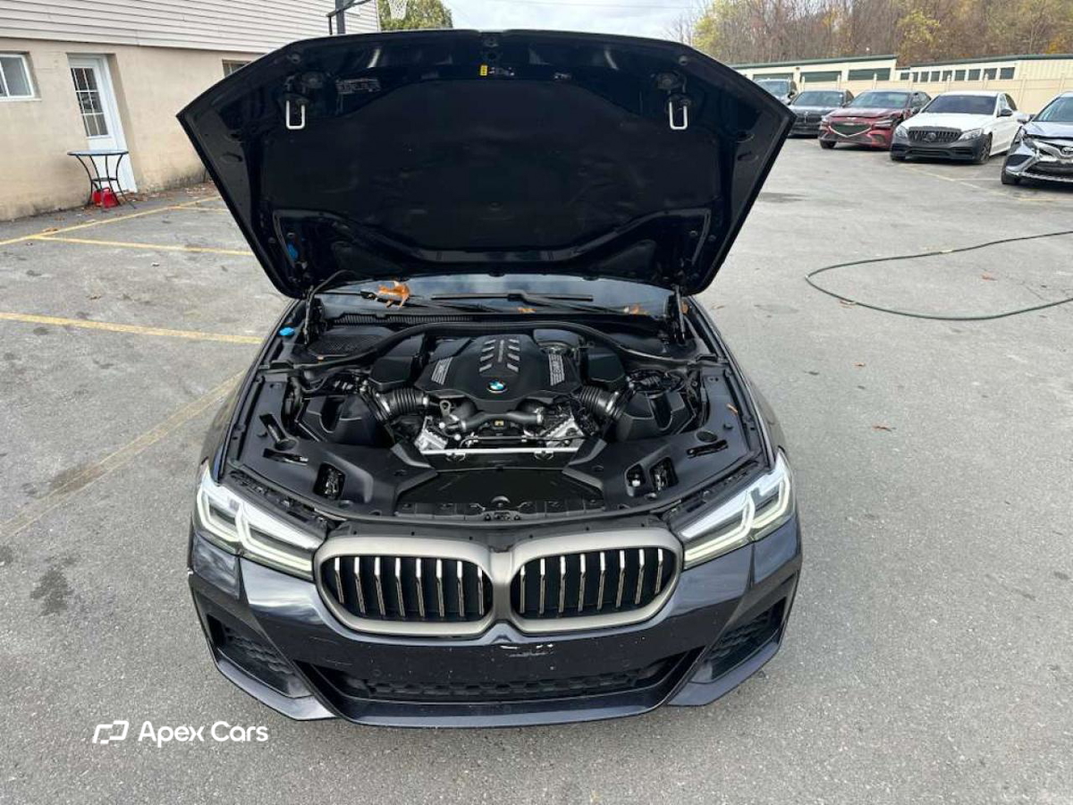 BMW M5 2022