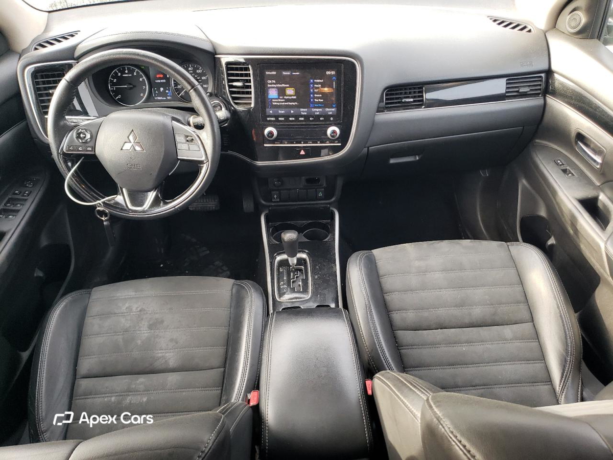 Mitsubishi Outlander 2020