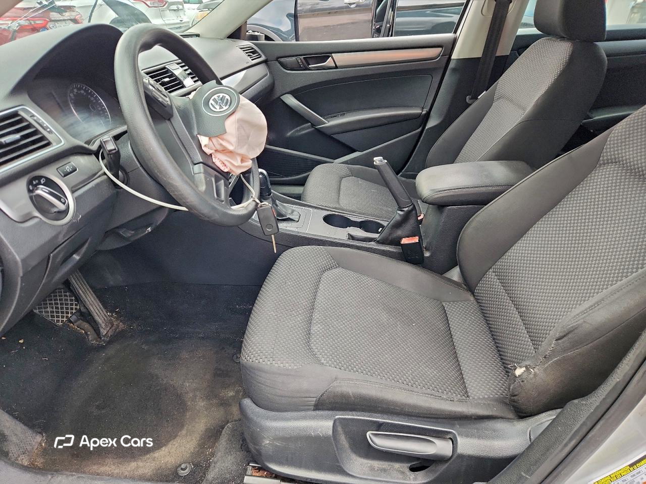 Volkswagen Passat 2013