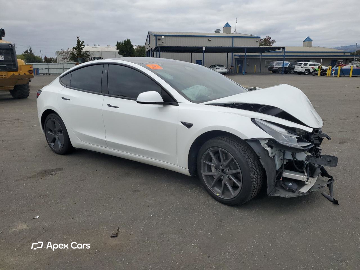 Tesla Model 3 2022