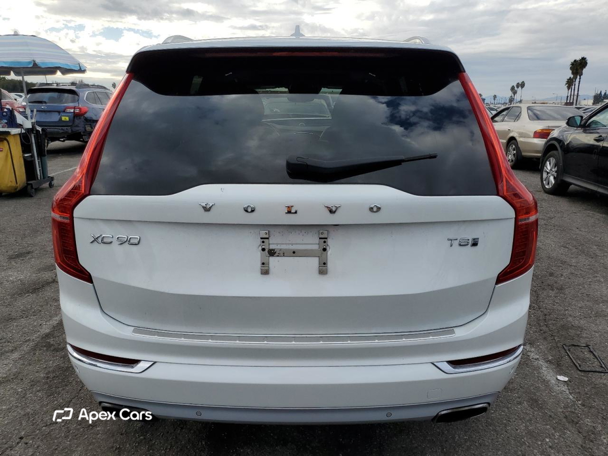 Volvo XC90 2017