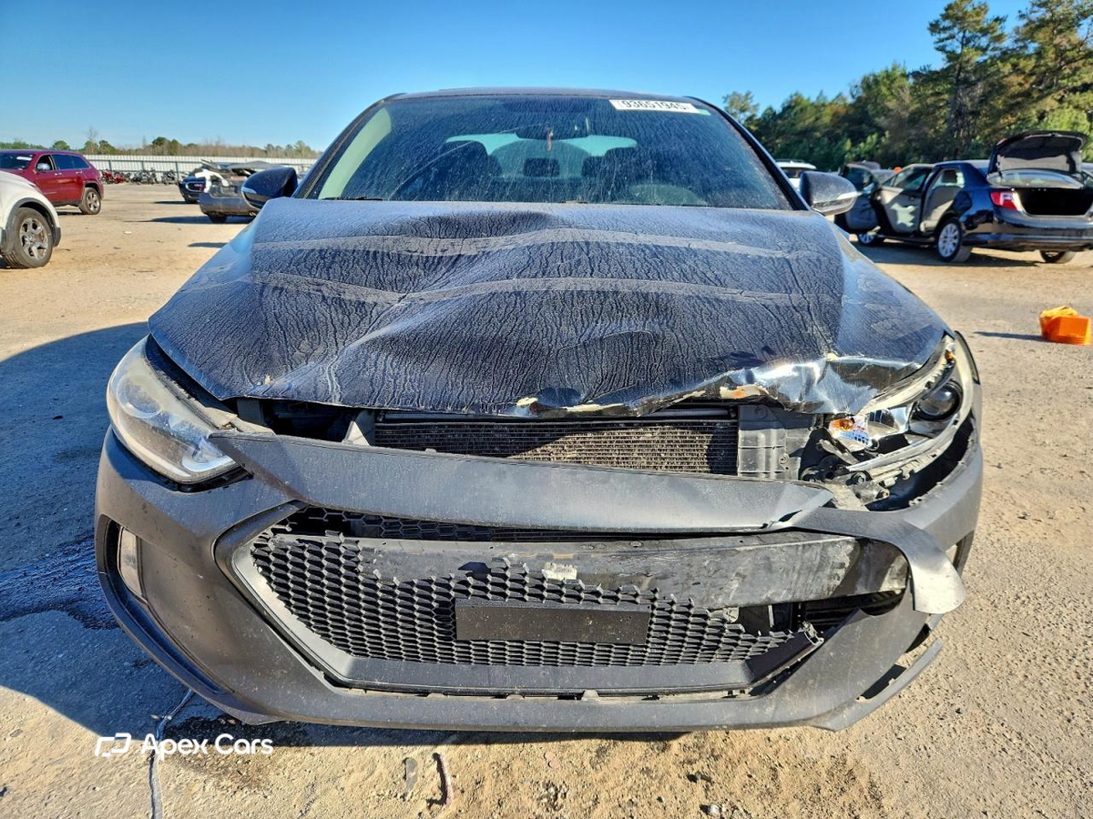 Hyundai Elantra 2017