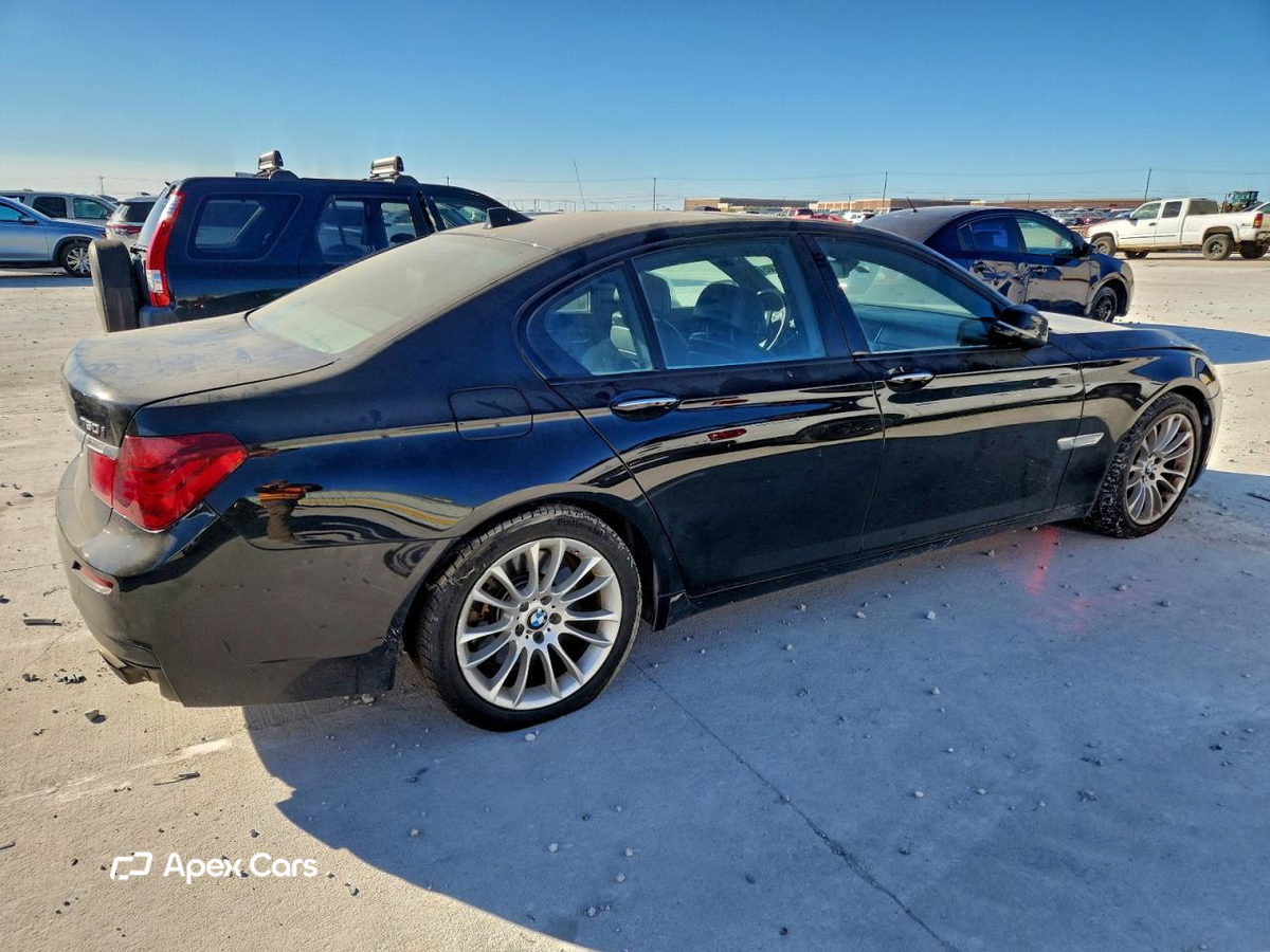 BMW Series 7 2013
