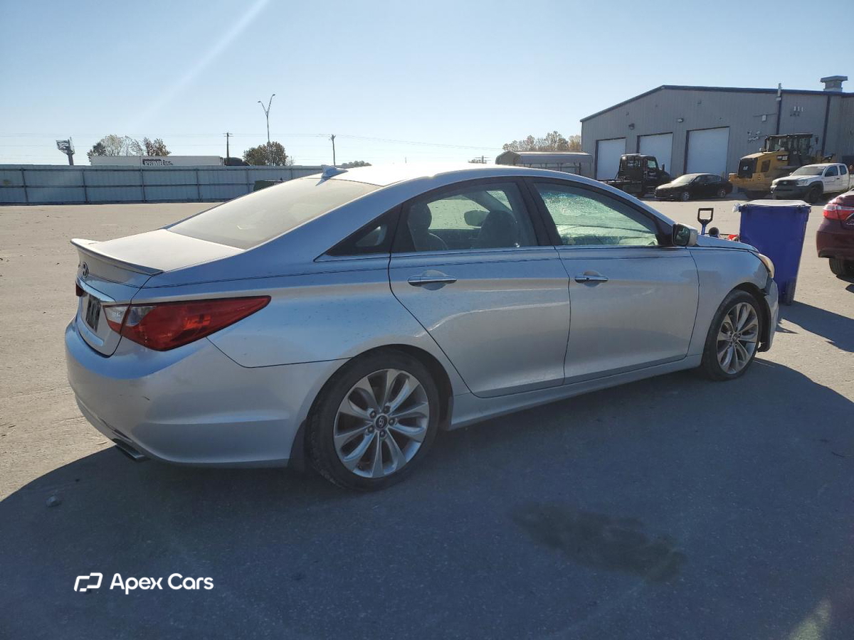 Hyundai Sonata 2013