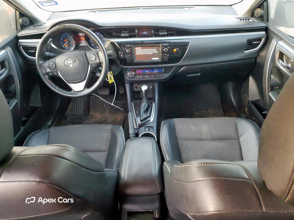 Toyota Corolla 2015