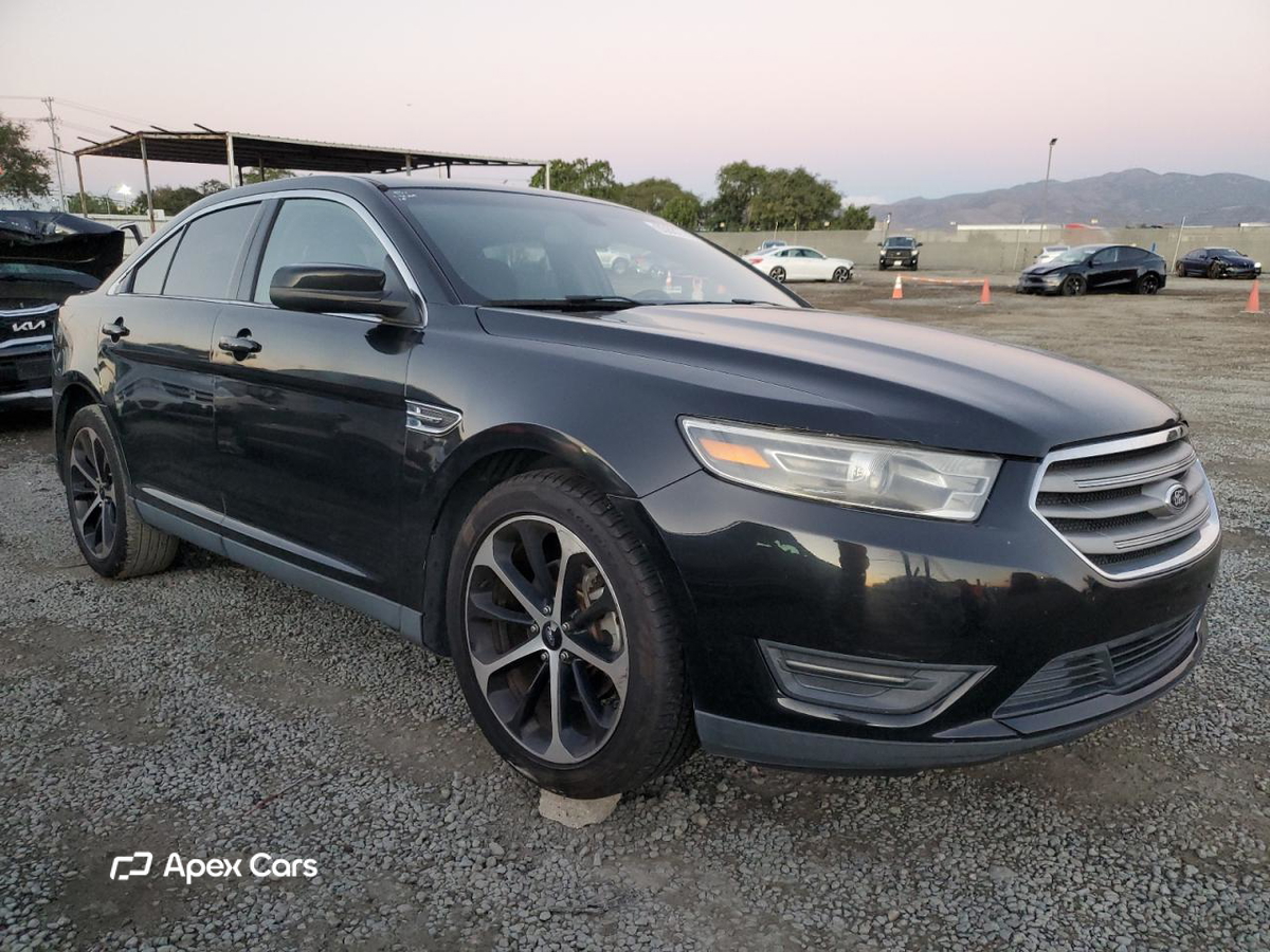 Ford Taurus 2015
