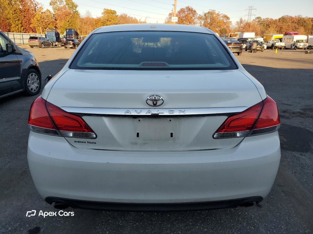 Toyota Avalon 2011