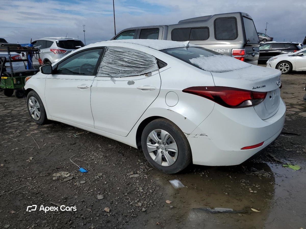 Hyundai Elantra 2016