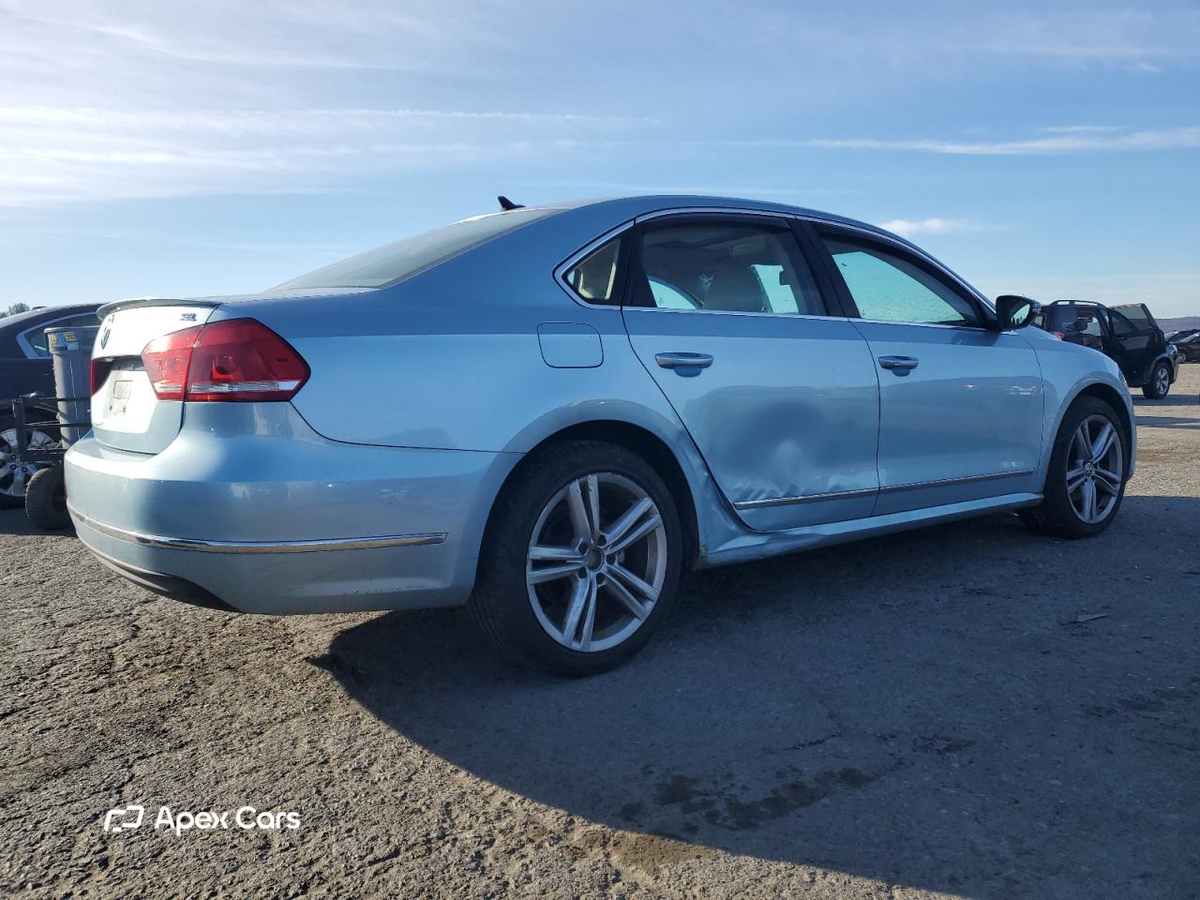 Volkswagen Passat 2012
