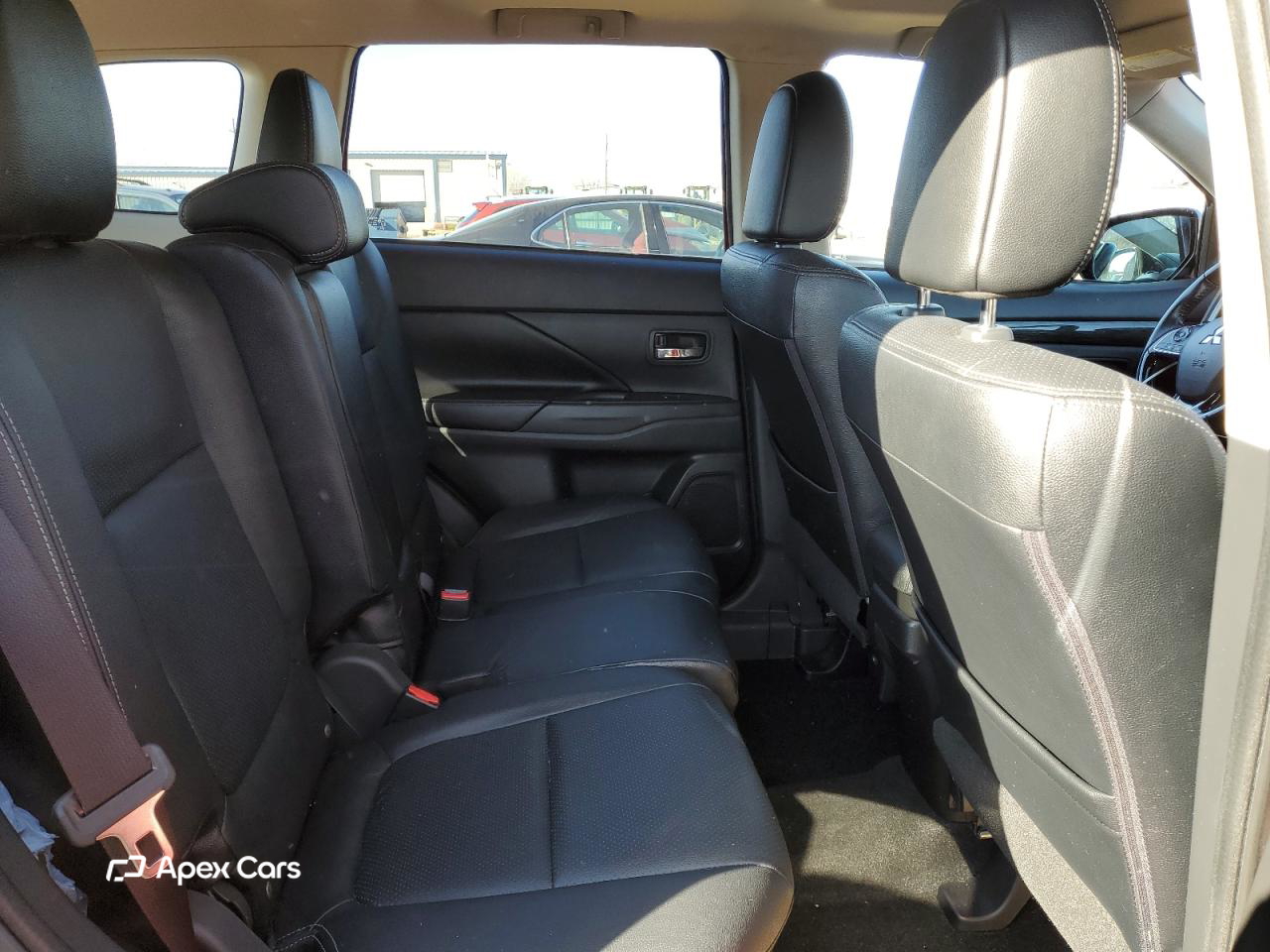 Mitsubishi Outlander 2016