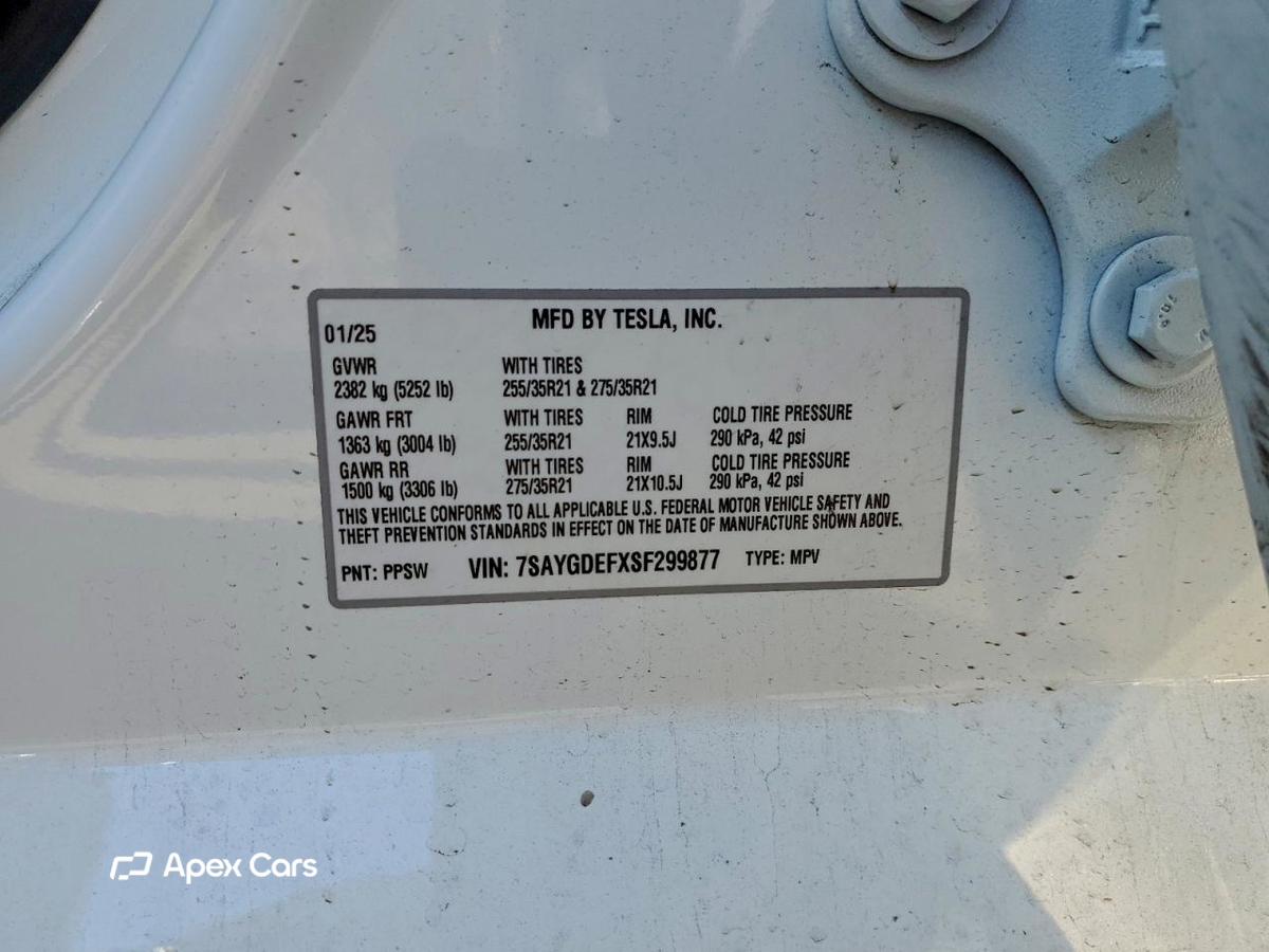 Tesla Model Y 2025