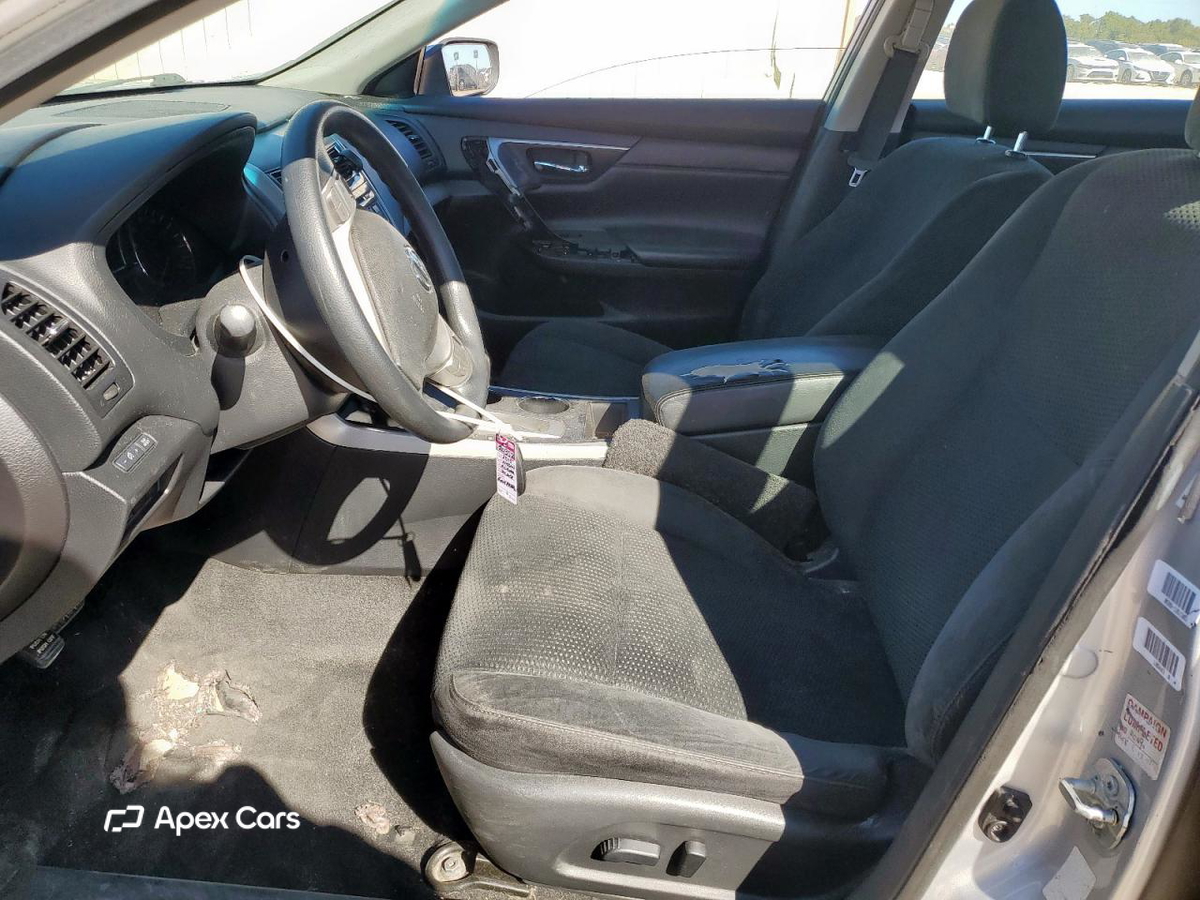 Nissan Altima 2015