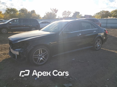 Mercedes-Benz  2014 - Image 1 of 12