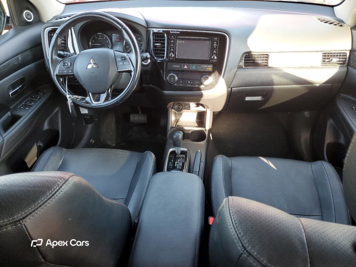 Mitsubishi Outlander 2016