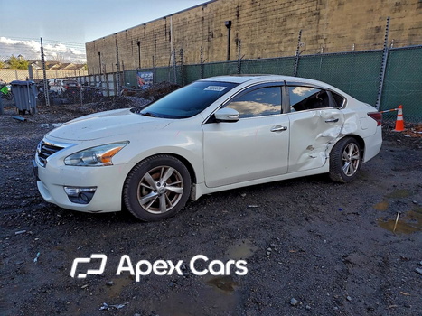 Nissan Altima 2015 - Image 1 of 12