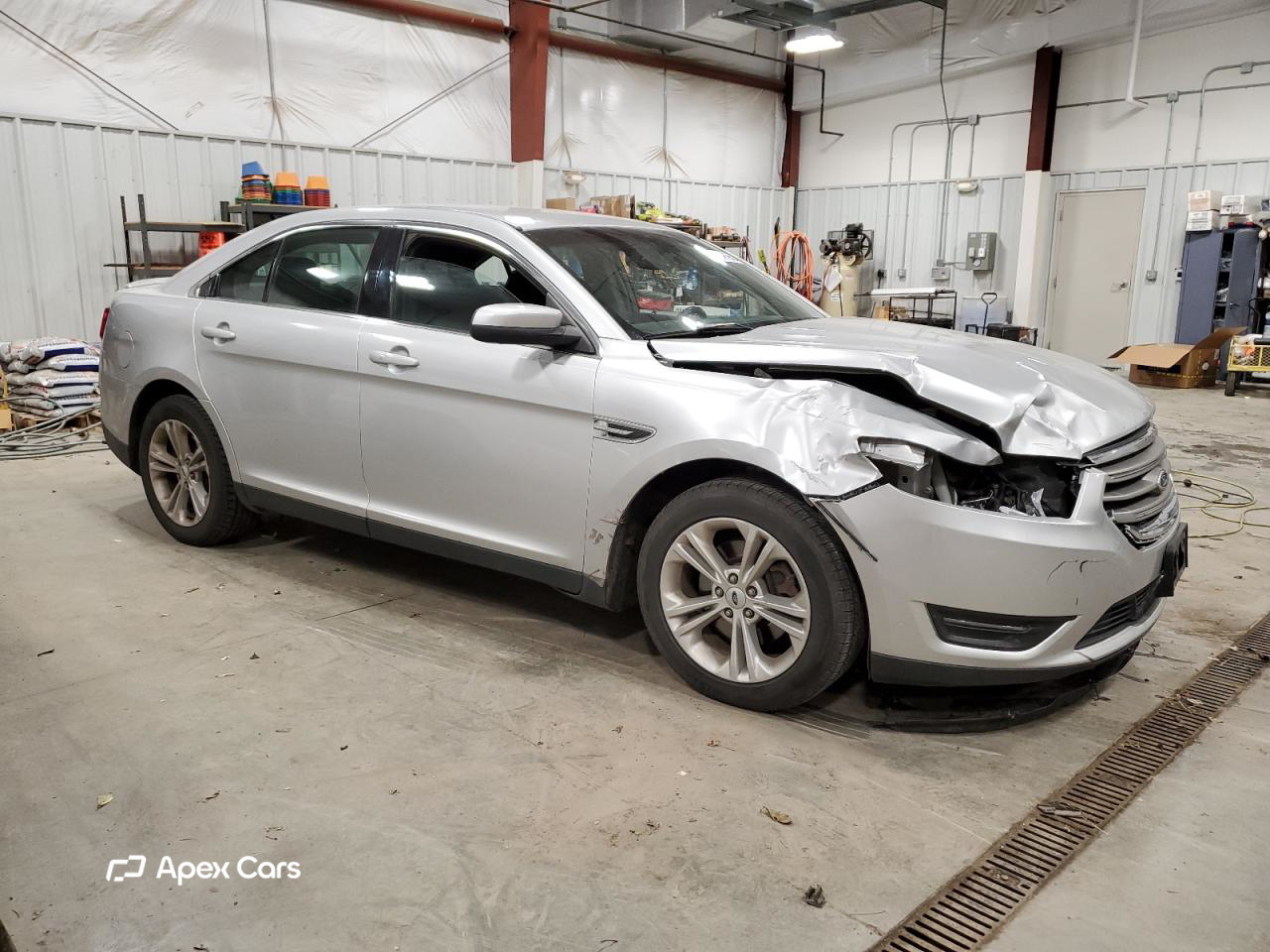 Ford Taurus 2016